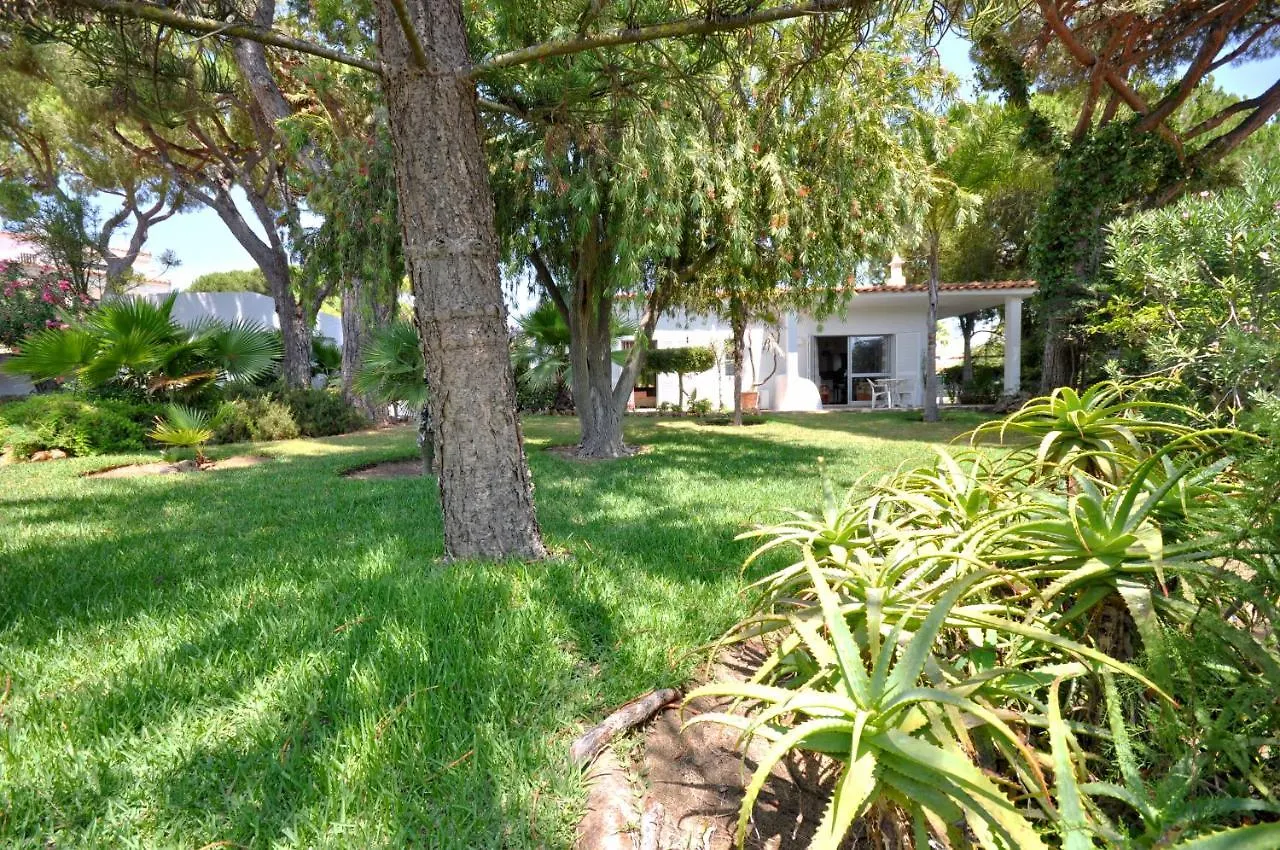 A Super Little Villa For Small Parties Set In A Beautiful.... Vilamoura