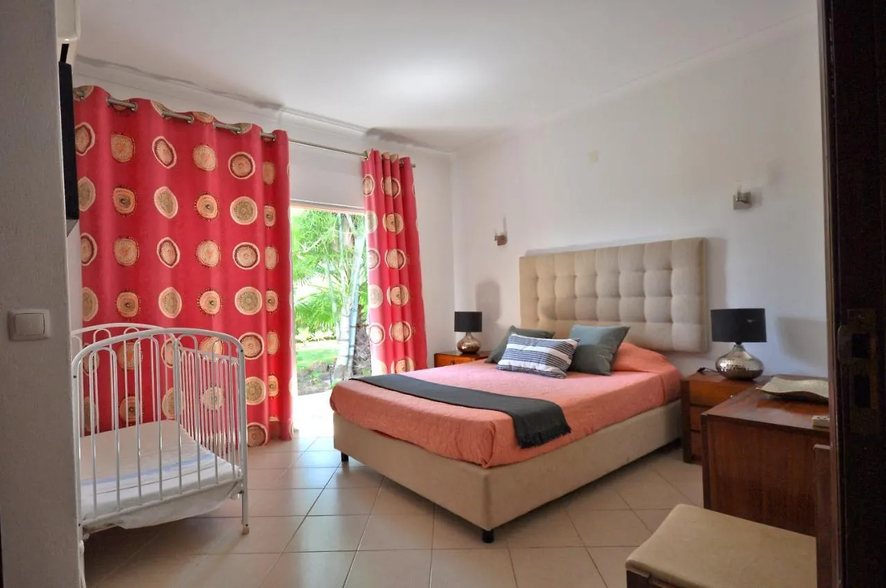 A Super Little Villa For Small Parties Set In A Beautiful.... Vilamoura
