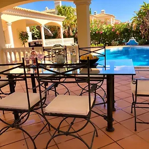 Magellan House Villa