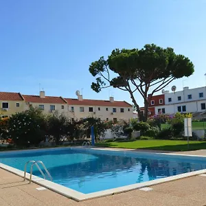 Mouraliz Aparthotel